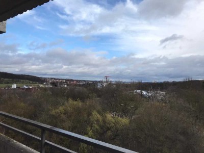 2,5-Zimmer-Wohnung mit schönem Ausblick in Korntal-Münchingen inkl. Garage