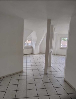 3 Zimmer im Dachgeschoss/4. Etage