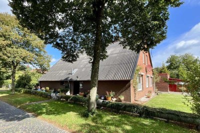 Großzügiges Einfamilienhaus mit großem Grundstück