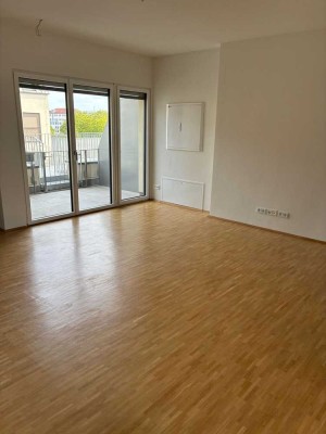 MITTE | Helle 4-Zimmer-Neubauwohnung mit Balkon