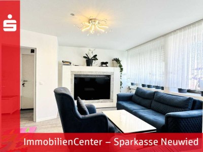 Großzügige Wohnung mit 3 PKW Stellplätzen