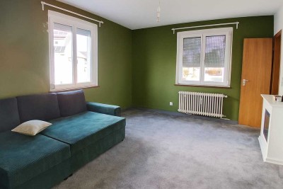 Gemütliche 2-Zimmerwohnung mit EBK in zentraler Lage AN EINZELPERSON