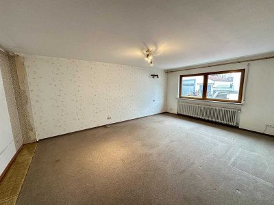4-Zimmer-Wohnung in Esslingen-Berkheim mit Potential!