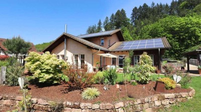 Einzigartiges mediterranes Einfamilienhaus am Bach - Urlaubsfeeling inklusive!