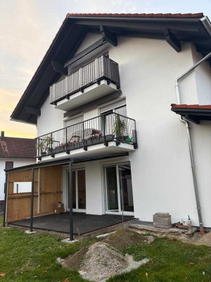 4-Zi.-Mietwohnung im Erdgeschoss mit Terrasse und Gartenanteil - M545