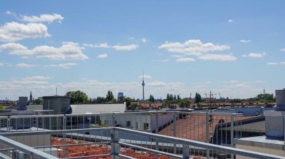 ERSTBEZUG in Pankow, 3-Raum Penthouse, Dachterrasse + Balkon, Parkett, 2 TG-Plätze (optional)