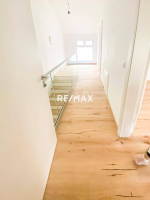 STADTnah wohnen, NATURnah leben - 4,5 Zimmer - NEUBAU-REIHENHAUS zu mieten - GARAGE inklusive!