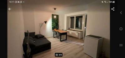 Helle 4-Zimmer Wohnung in Milbertshofen, München