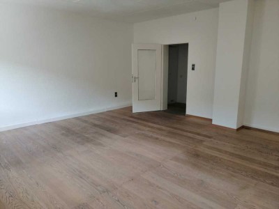 Wunderschöne 4,5-Zimmer-Wohnung in Mannheim - ideal für 3-4 Studenten