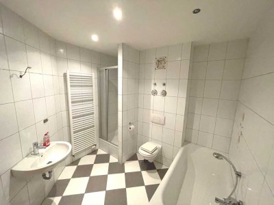 3-Raum | Nähe Stadtpark | Parkstraße | Balkon | Garagenhof! Dachgeschoss
