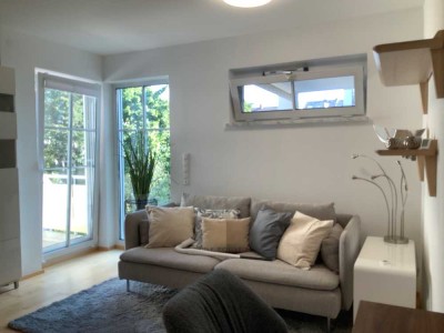 ruhige sonnige 2 Zimmer Wohnung voll möbliert in Haar/München