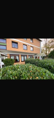 Souterrain-Wohnung mit eigenem Eingang, sonniger Terrasse und PKW-Stellplatz