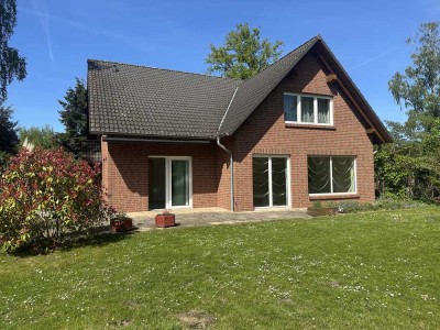 Wohnen in begehrter Lage von Isernhagen Süd mit Garten.