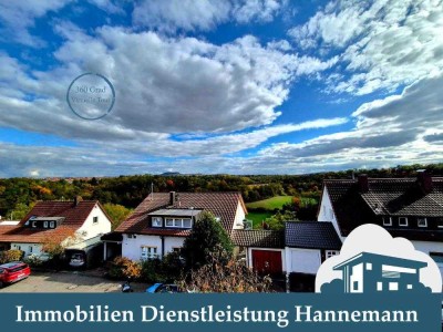 4 Zi. ETW, DG, große Dachterrasse, EBK, ruhig und hell, Garage + Stellplatz Waiblingen Hegnach