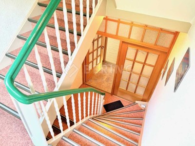 STILVOLLES WOHNHAUS MIT VIEL PLATZ | WEIDENAUER - GIERSBERG