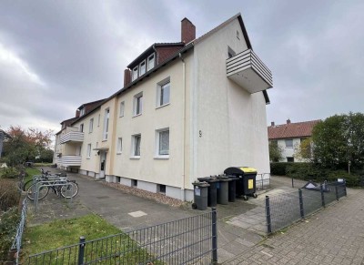 Helle 4-Zi. Wohnung mit Balkon