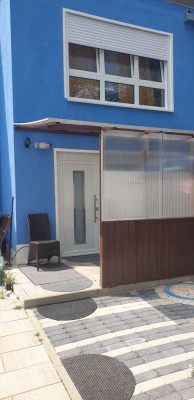 3-Zimmer Apartment in Haus mit Garten- Kamin und Sauna