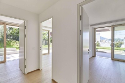 Familylife am Sonnenhang: Neubau mit 4 Zimmern und Eigengarten.