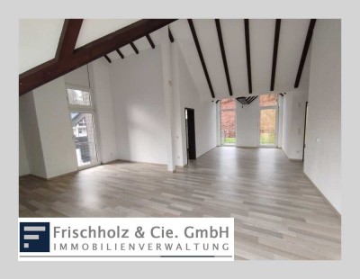 Großzügige und gemütliche 3-Zimmer-Dachgeschosswohnung in naturnaher Lage von Kierspe!