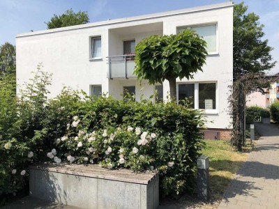 renovierte 1-Zimmerwohnung - Anmietung nur an Personen ab 60 Jahren + WBS-Schein!