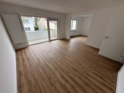 Sanierte 4 Zimmer-Wohnung in Sachsenhausen zu vermieten