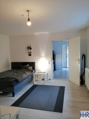 GEMÜTLICHE SOUTERAIN-WOHNUNG IN RUHIGER LAGE