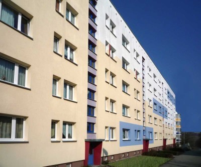 Gemütliche 2-Raum-Wohnung mit Badewanne und Balkon