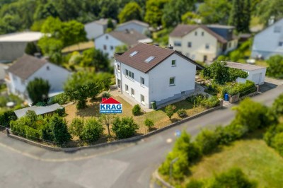 ++ KRAG Immobilien ++ Arbeiten & Wohnen kombinieren: viel Platz, Garage, Carport, Garten