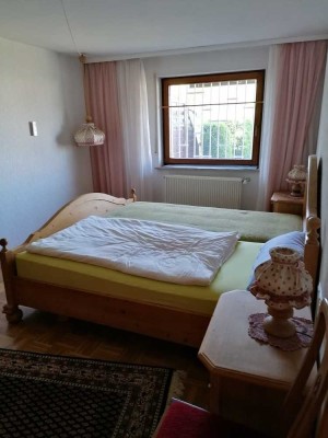 gepflegte 4-Zimmer-Doppelhaushälfte in Weissach