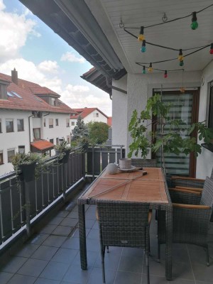 Zell u.A.: 3,5 Zimmer, 98 qm mit Balkon und EBK
