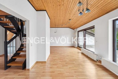 CHARMANTE MAISONETTE-WOHNUNG MIT WUNDERVOLLER DACHTERRASSE