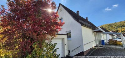 Einfamilien-Doppelhaushälfte mit sonnigem Garten in ruhiger, naturnaher Lage