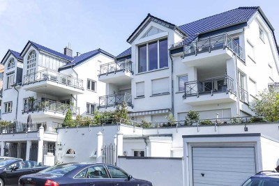 Lichtdurchflutete Maisonettewohnung mit großer Dachterrasse