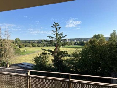 Erstbezug: Attraktive 4-Zi Whg mit großem Süd-Balkon in Stuttgart-Hausen
