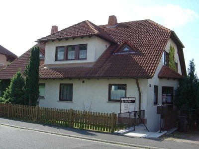 5-Zimmer Wohnung mit Balkon und Garage in Waldbüttelbrunn