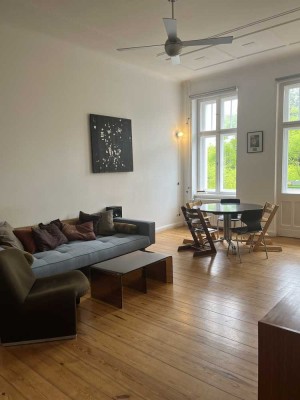PROVISIONSFREI – Großzügige 3-Zimmer-Altbauwohnung mit Stuck im Samariterkiez