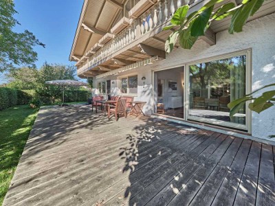 Idyllisch wohnen, großzügig leben – Landhaus-Ensemble in traumhafter Chiemsee-Nähe