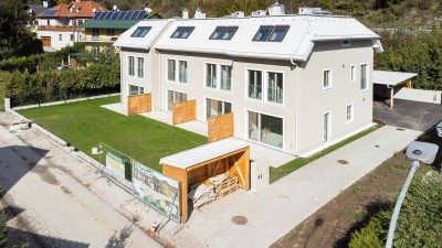 Wohnen im Helenental bei Baden: Architekten-Reihenhäuser in Niedrigstenergiebauweise