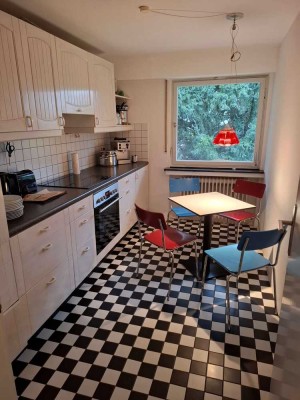 Möbliertes WG-Zimmer in Gartenwohnung am Fuße des Venusberges