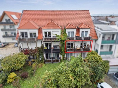 Kapitalanlage: 4 - Zimmer-Wohnung mit Balkon und Stellplatz – vermietet, in Altlußheim