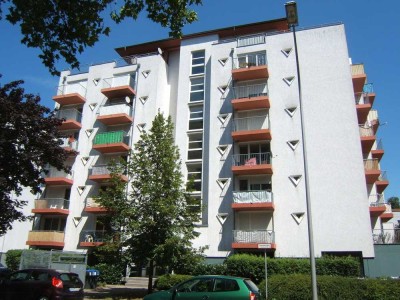 moderne 1,5 ZKB/Balkon in uninaher Lage von Saarbrücken-St. Johann