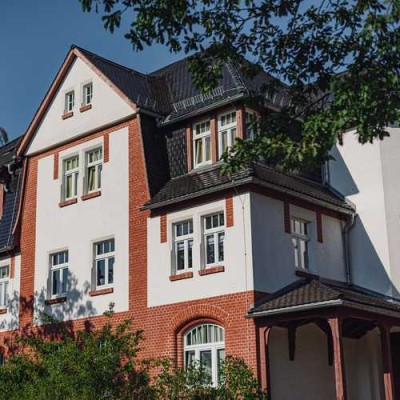 3-Zimmer in schönem Altbau