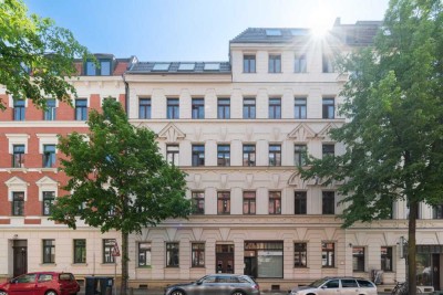Frisch renovierte, helle 3 Zimmer-Wohnung mit Balkon, EBK und Parkett im Herzen von Gohlis-Süd!