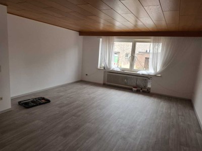 Geräumige 3 Zimmer Wohnung inkl Garage
