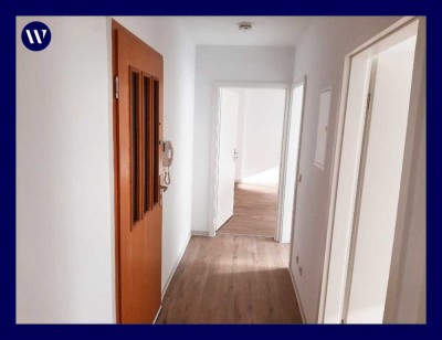 Frisch renovierte 2-Zimmer-Wohnung in City-Lage // neuer Boden // separate Küche // Tageslichtbad