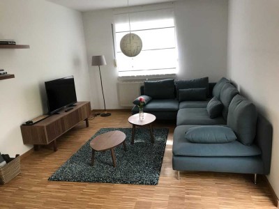 Möblierte Wohnung mit Tiefgaragenstellplatz in der Dresdner (Inneren)  Neustadt