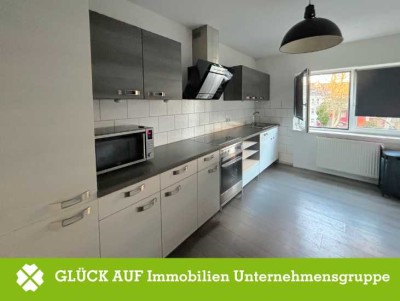 Moderne 2,5 Zimmer Wohnung mit Einbauküche und Balkon