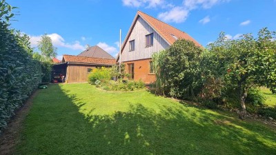 Individuelles Einfamilienhaus mit Carport und Sauna