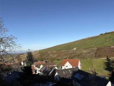 Charmantes Zweifamilienhaus mit Ausbaupotential!