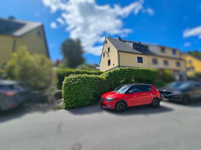 Angebot für Projektliebhaber! Doppelhaushälfte mit Garten in Randlage von Aue